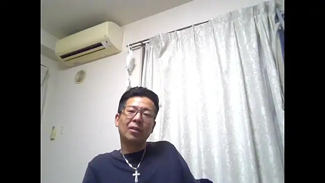 Snapshot of zakochin1106 chatting on May 14, 2026, 1:08 pm zakochin1106 online show from May 14, 2026, 1:08 pm
