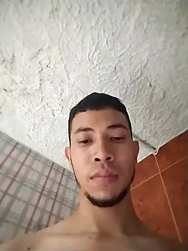 Krill2905 online show from April 3, 2026, 8:04 pm