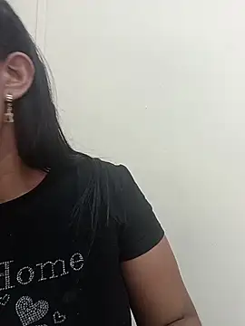 Snapshot of SofiaMendez1_ chatting on July 10, 2026, 7:47 pm SofiaMendez1 online show from July 10, 2026, 7:47 pm