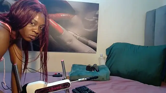 Lola-77 online show from May 17, 2026, 10:59 am