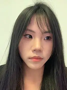 Snapshot of Lina_577 chatting on April 6, 2026, 8:15 am Lina 577 online show from April 6, 2026, 8:15 am