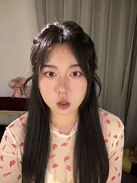 ooooBaby129 online show from April 28, 2026, 2:21 pm