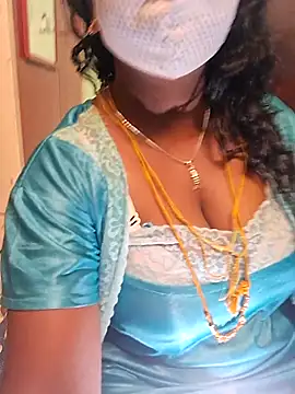 Snapshot of Tamil-vithya69 chatting on April 7, 2026, 8:43 pm Tamil-vithya69 online show from April 7, 2026, 8:43 pm