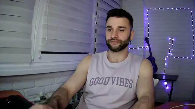 DaddySlava online show from May 2, 2026, 8:03 pm