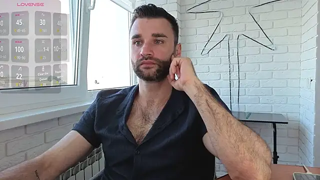 DaddySlava online show from June 18, 2026, 5:18 pm