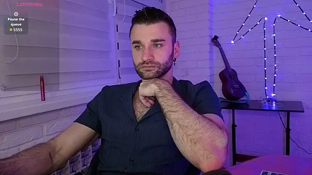 DaddySlava online show from May 11, 2026, 6:38 pm