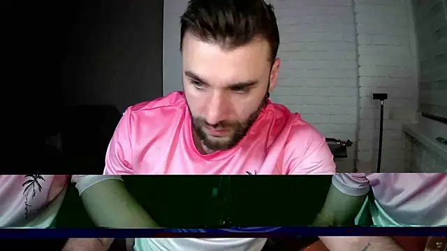 DaddySlava online show from April 22, 2026, 6:47 pm