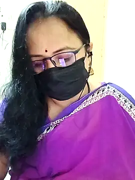 Snapshot of monisha_cam chatting on April 8, 2026, 10:50 am monisha cam online show from April 8, 2026, 10:50 am