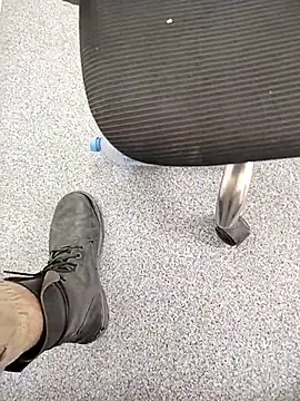 samosa7678 online show from April 10, 2026, 12:45 pm