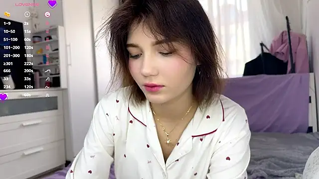 Cute Capricee online show from May 8, 2026, 9:24 am