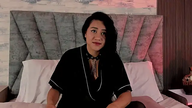 Snapshot of Shashadeluxe chatting on April 30, 2026, 12:23 pm Shashadeluxe online show from April 30, 2026, 12:23 pm