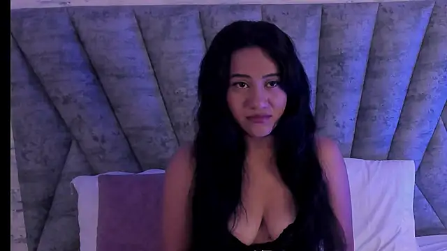 Snapshot of Shashadeluxe chatting on April 24, 2026, 12:07 pm Shashadeluxe online show from April 24, 2026, 12:07 pm