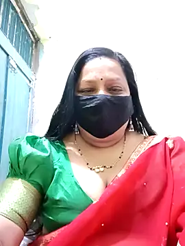 PINKI 024 online show from May 3, 2026, 5:12 am
