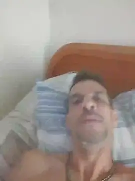 Guillelp online show from April 27, 2026, 3:32 pm