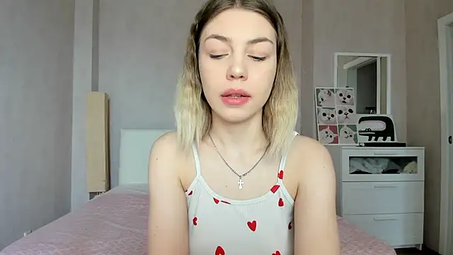 uma like online show from April 25, 2026, 9:23 am
