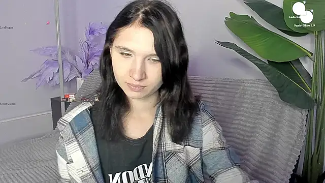 Snapshot of Kitty_Blondie chatting on May 25, 2026, 9:08 am Kitty Blondie online show from May 25, 2026, 9:08 am