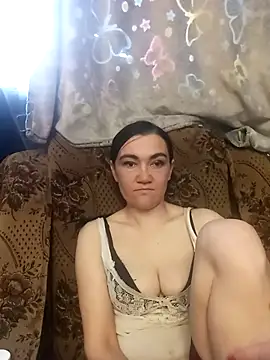 Snapshot of AlissaSecret chatting on May 5, 2026, 7:22 am AlissaSecret online show from May 5, 2026, 7:22 am