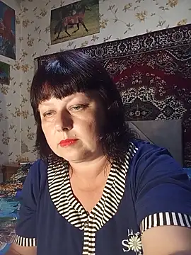 Snapshot of AuroKaria chatting on June 17, 2026, 4:39 pm AuroKaria online show from June 17, 2026, 4:39 pm