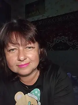 Snapshot of AuroKaria chatting on June 6, 2026, 4:45 pm AuroKaria online show from June 6, 2026, 4:45 pm