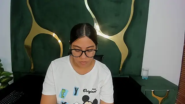 Snapshot of Daphne_cuteht chatting on May 8, 2026, 7:50 pm Daphne cuteht online show from May 8, 2026, 7:50 pm