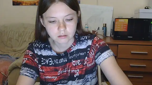 JessicaHolland1 online show from June 11, 2026, 6:49 pm