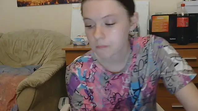 JessicaHolland1 online show from June 13, 2026, 6:39 pm