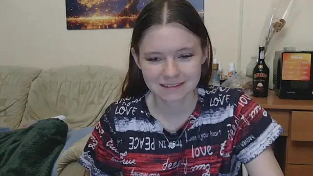 Snapshot of JessicaHolland1 chatting on May 18, 2026, 7:18 pm JessicaHolland1 online show from May 18, 2026, 7:18 pm