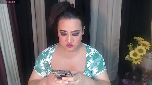 Snapshot of Freya_Goddess chatting on April 4, 2026, 2:18 am Freya Goddess online show from April 4, 2026, 2:18 am