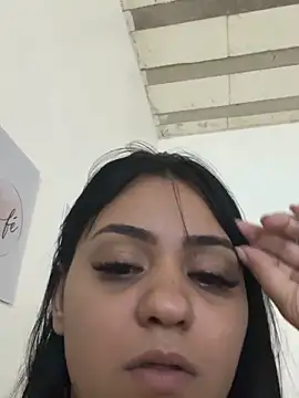 stefanny699 online show from May 14, 2026, 3:14 am