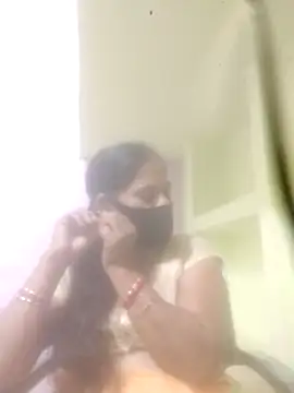 Snapshot of SEEMA_012 chatting on April 12, 2026, 5:22 am SEEMA 012 online show from April 12, 2026, 5:22 am