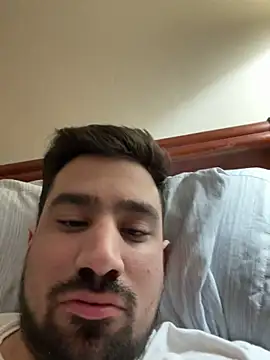 daddyking1013 online show from April 11, 2026, 7:27 am