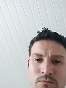 Snapshot of Joelcio19cm chatting on April 4, 2026, 6:58 pm Joelcio19cm online show from April 4, 2026, 6:58 pm