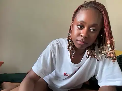 Snapshot of d7310d5 chatting on April 7, 2026, 5:59 pm d7310d5 online show from April 7, 2026, 5:59 pm