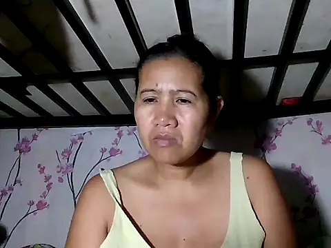  SweetSmile online show from April 17, 2026, 12:57 am