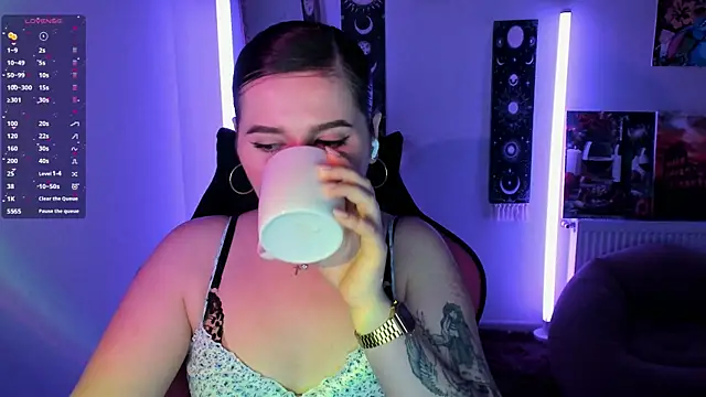 Snapshot of SourCherry__ chatting on June 20, 2026, 7:19 pm SourCherry online show from June 20, 2026, 7:19 pm