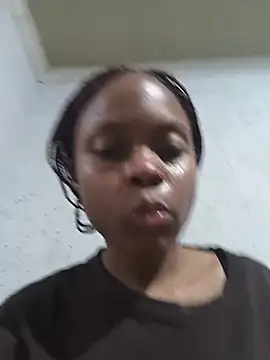 BabeShanty08 online show from May 19, 2026, 7:10 pm