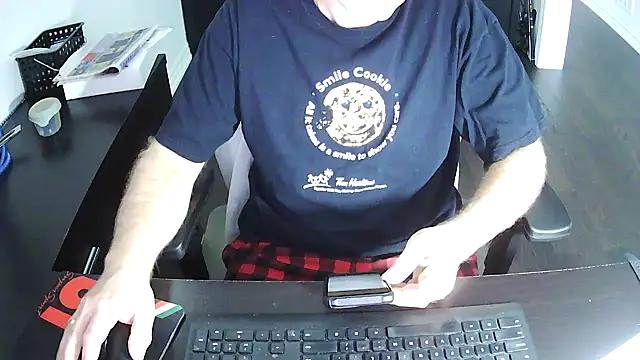 Shalun2000 online show from May 2, 2026, 2:22 pm