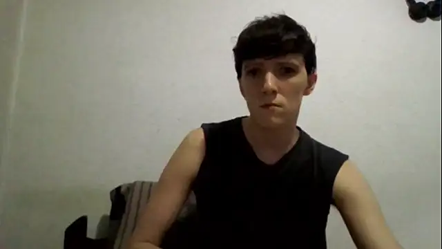 henriemj online show from July 21, 2026, 4:47 am