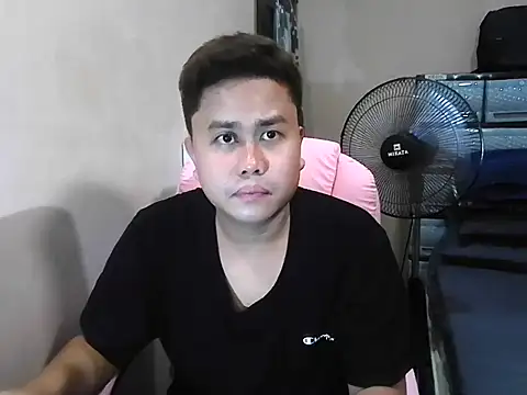 Snapshot of tipsy_butter chatting on July 7, 2026, 6:47 am tipsy butter online show from July 7, 2026, 6:47 am