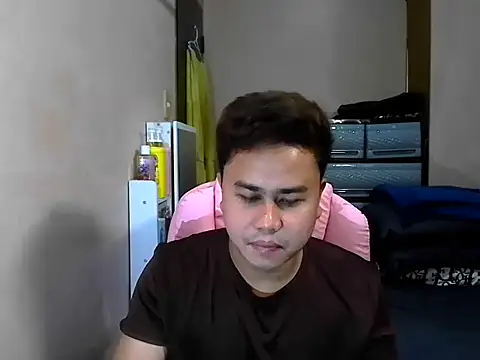 Snapshot of tipsy_butter chatting on July 19, 2026, 7:06 am tipsy butter online show from July 19, 2026, 7:06 am