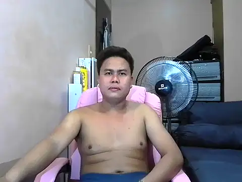 Snapshot of tipsy_butter chatting on July 5, 2026, 10:11 am tipsy butter online show from July 5, 2026, 10:11 am