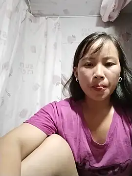 Snapshot of Yo-must chatting on June 8, 2026, 5:41 am Yo-must online show from June 8, 2026, 5:41 am