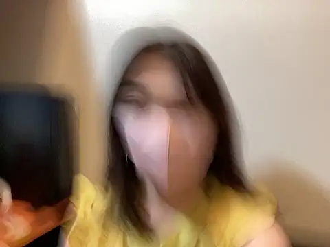 Snapshot of lemonade_madame chatting on June 2, 2026, 4:23 am lemonade madame online show from June 2, 2026, 4:23 am