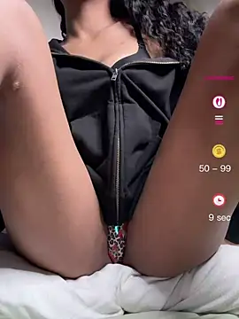 AreeAmor online show from April 26, 2026, 9:28 am