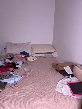 Calypso 222 online show from April 14, 2026, 9:20 pm