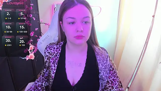 Snapshot of AmeliePeach chatting on April 9, 2026, 6:19 am AmeliePeach online show from April 9, 2026, 6:19 am