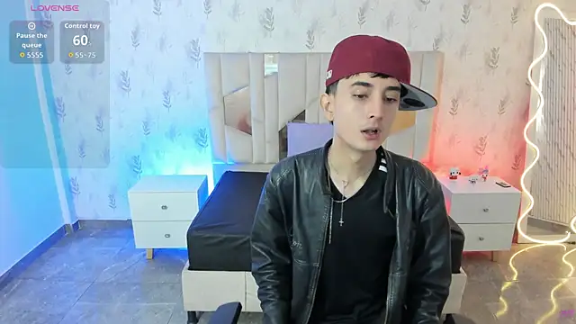 Snapshot of Eidan_tay chatting on May 7, 2026, 11:57 am Eidan tay online show from May 7, 2026, 11:57 am