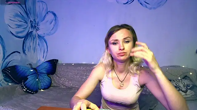 Snapshot of HarleyLife chatting on April 14, 2026, 9:58 am HarleyLife online show from April 14, 2026, 9:58 am