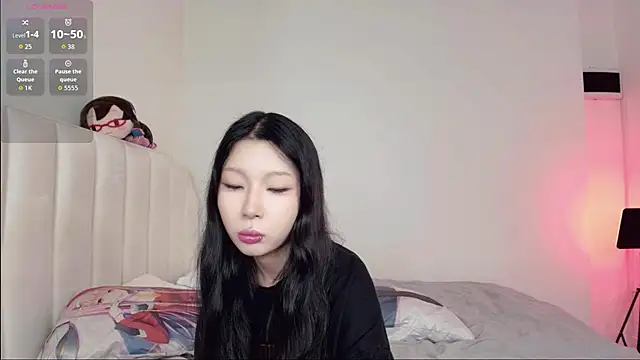 Snapshot of ayasinji chatting on April 19, 2026, 11:33 am ayasinji online show from April 19, 2026, 11:33 am