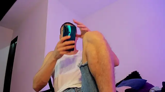 Axel  fierro online show from April 8, 2026, 4:30 pm